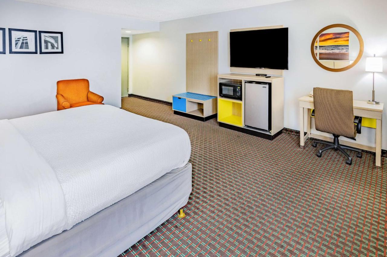 Days Inn By Wyndham Hartsfield Jackson Atlanta Airport West College Park Eksteriør billede