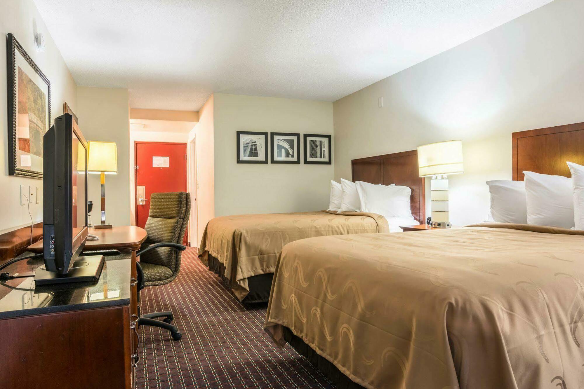 Days Inn By Wyndham Hartsfield Jackson Atlanta Airport West College Park Eksteriør billede