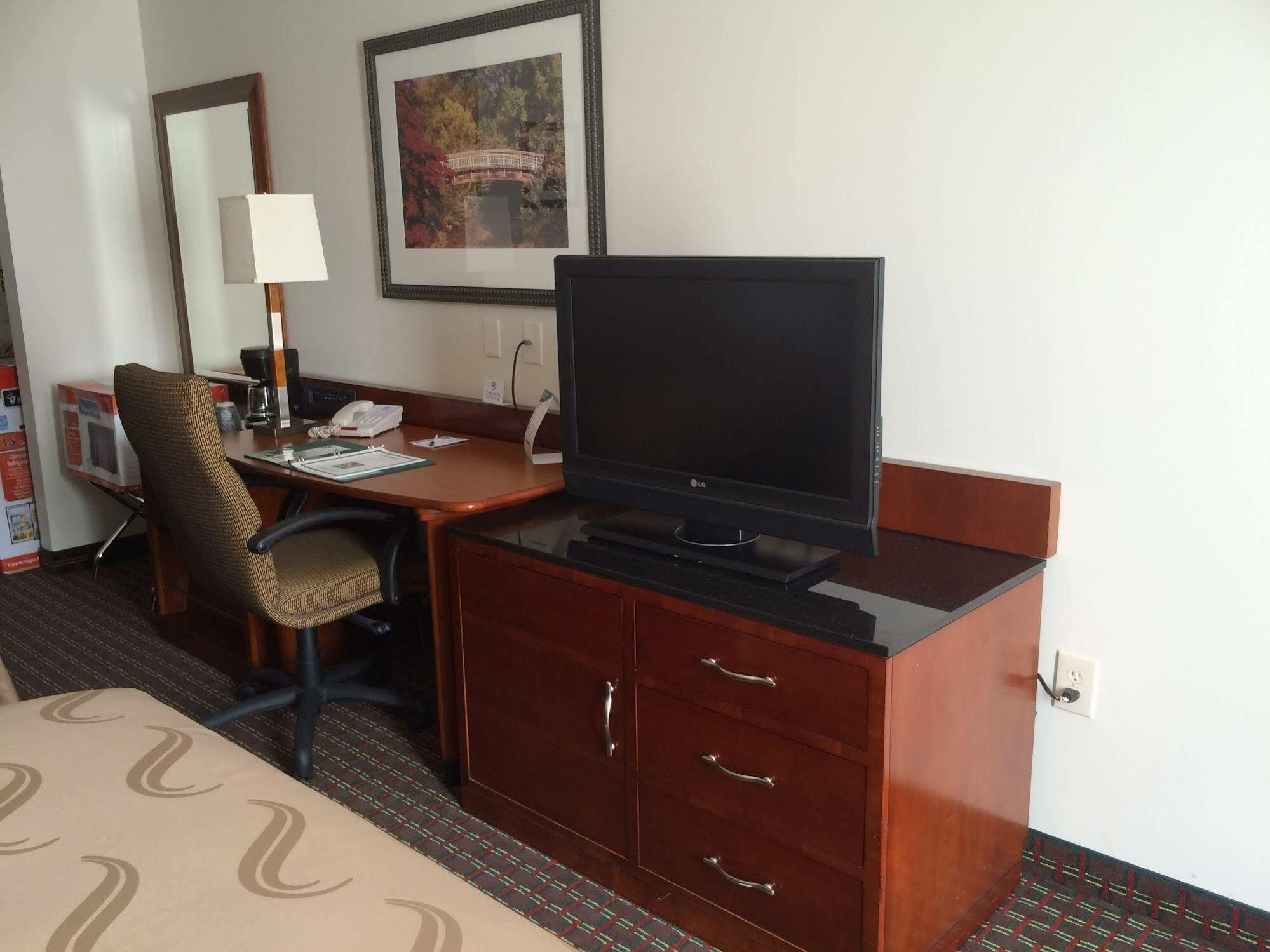 Days Inn By Wyndham Hartsfield Jackson Atlanta Airport West College Park Eksteriør billede