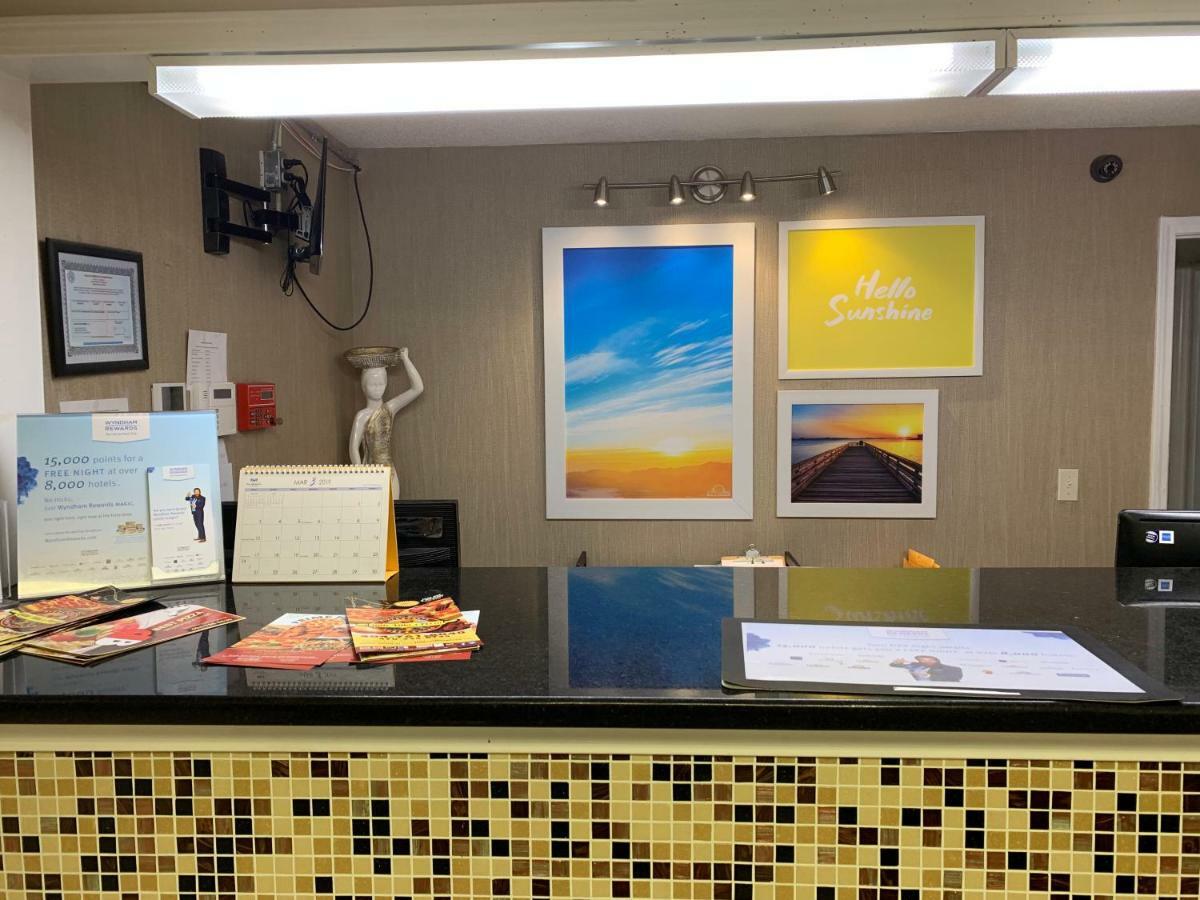 Days Inn By Wyndham Hartsfield Jackson Atlanta Airport West College Park Eksteriør billede