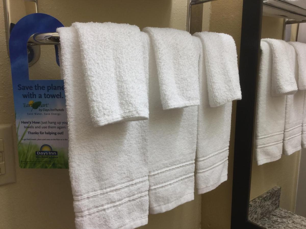 Days Inn By Wyndham Hartsfield Jackson Atlanta Airport West College Park Eksteriør billede